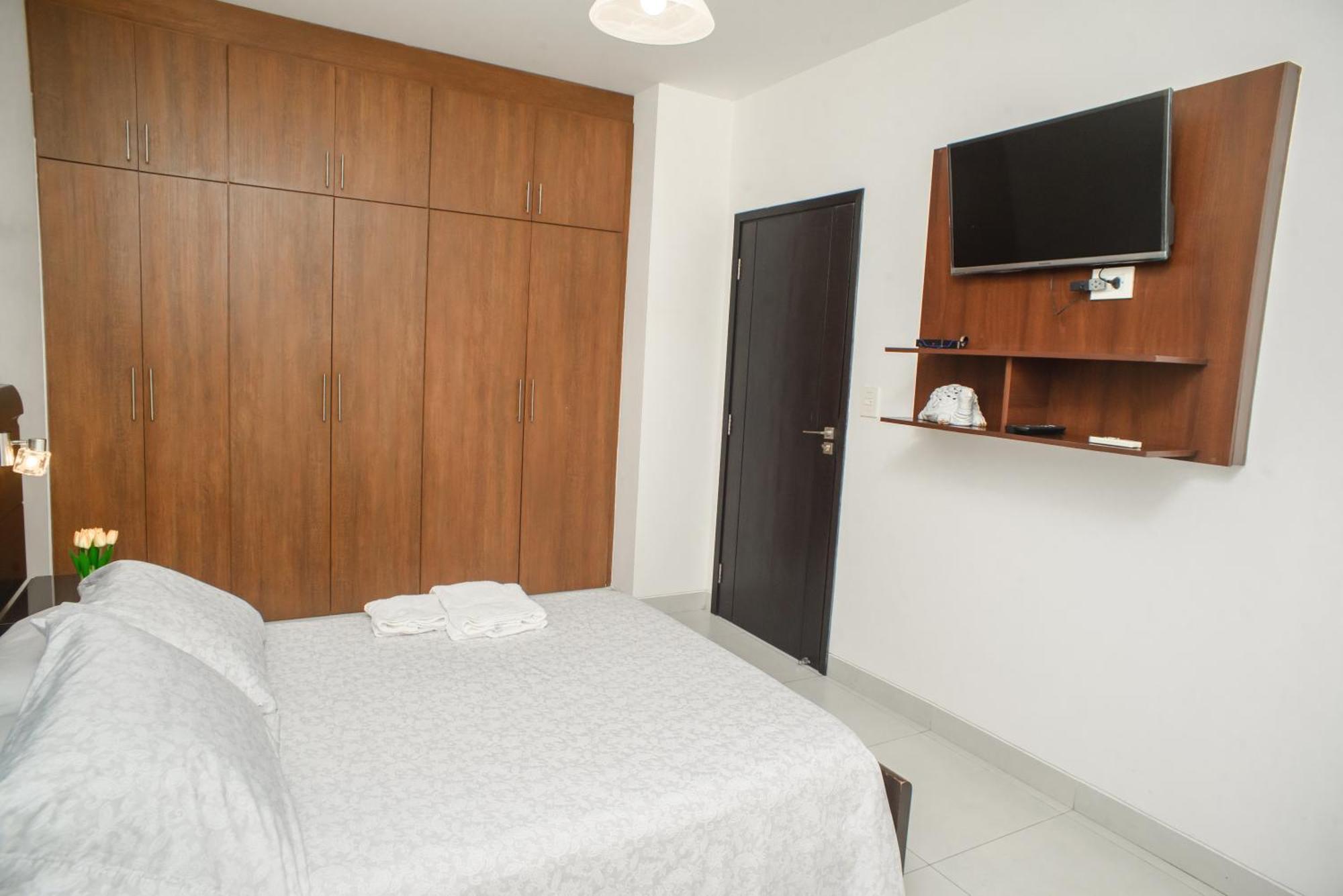Downtown Apartments "Altos Del Sur" サンタ・クルス・デ・ラ・シエラ エクステリア 写真