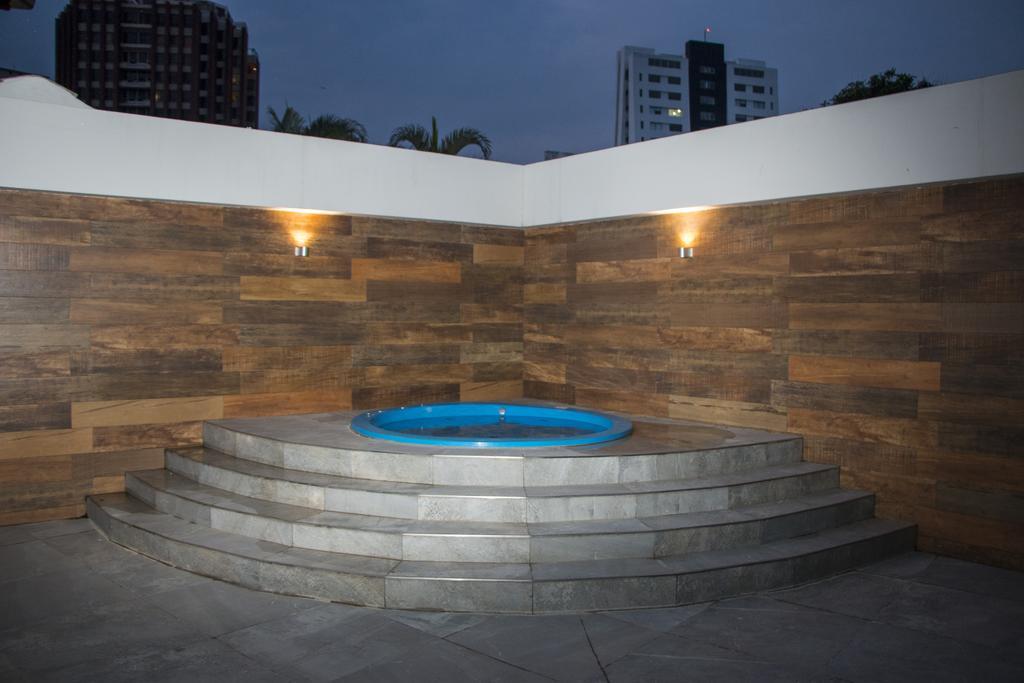 Downtown Apartments "Altos Del Sur" サンタ・クルス・デ・ラ・シエラ エクステリア 写真